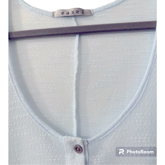 Easel Sheer Light Blue Short Sleeve Top Size Medium - Picture 4 of 4